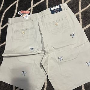 Vineyard Vines lacrosse shorts- 33 waist